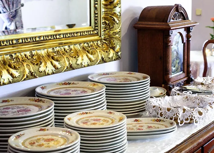 Hotel Rezydencja فندق كارباش