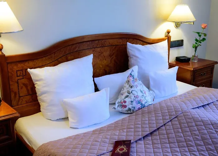 Hotel Rezydencja 3* كارباش