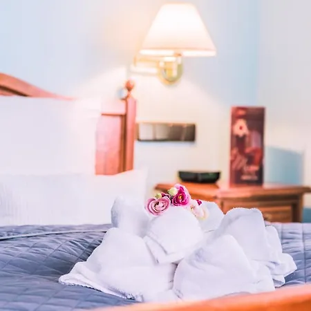 Hotel Rezydencja 3* קרפאז'