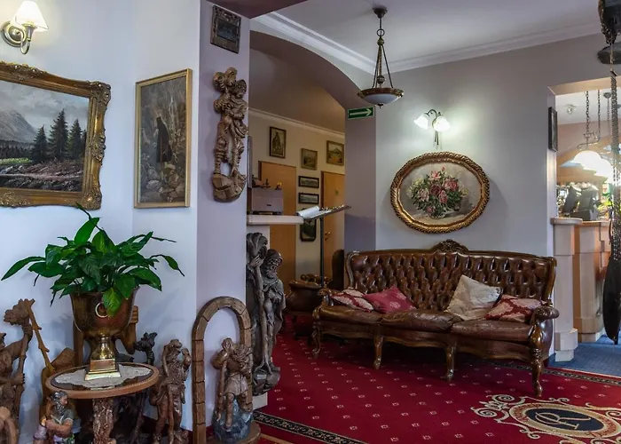 Hotel Rezydencja מלון קרפאז'