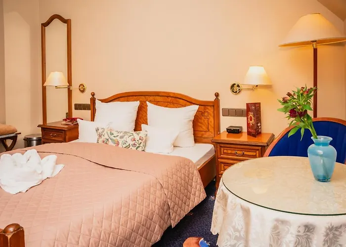 Hotel Rezydencja מלון